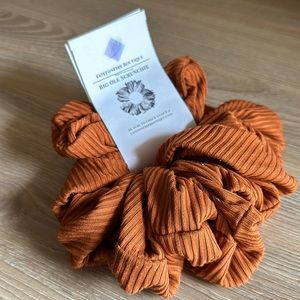Oversize XL scrunchie
